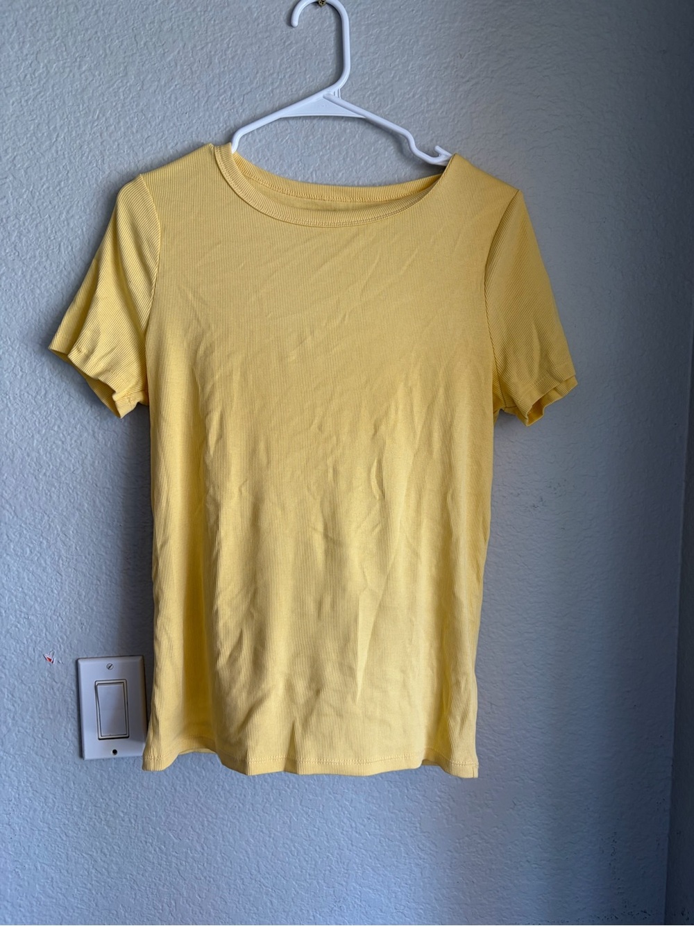 Time and Tru Sunlit Yellow Ribbed Short Sleeve Tee